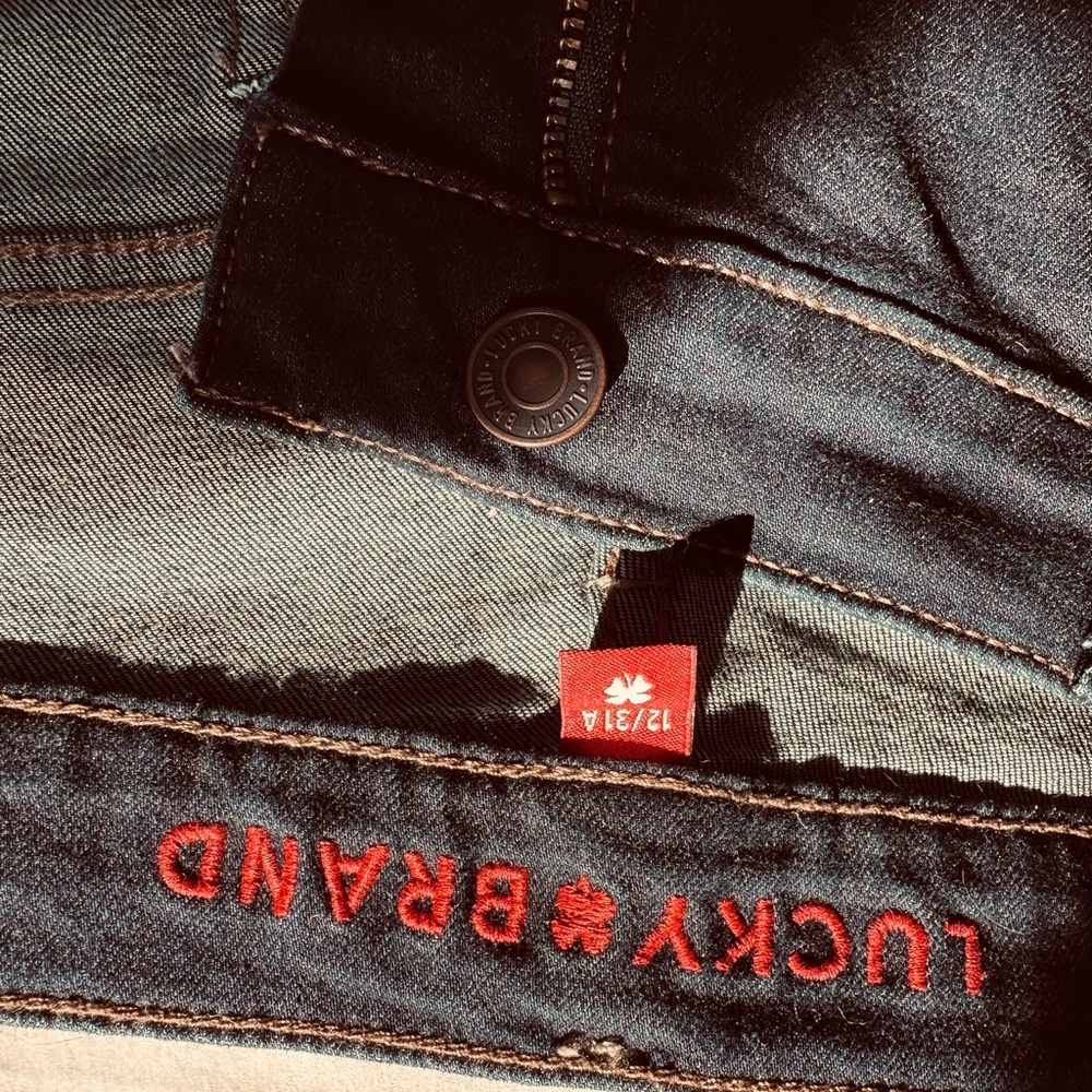 Lucky Brand Indigo Denim Jeans with Red Details - Picture 3 of 6